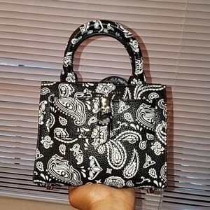 Brandon Blackwood mini kuei bandana bag